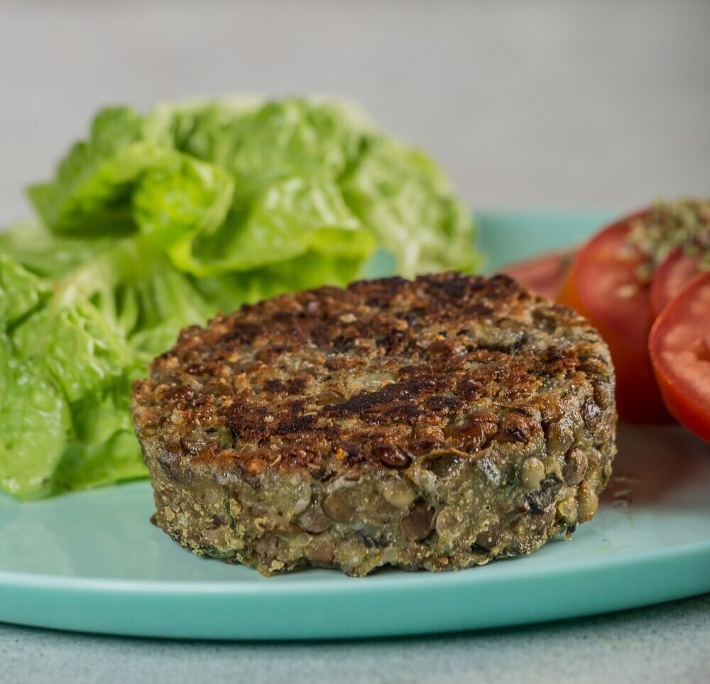 Vegan Burger With Tomatoes Lettuce 130886 167 E1760449842282 Vegan Burger With Tomatoes Lettuce 130886 167 E1760449842282